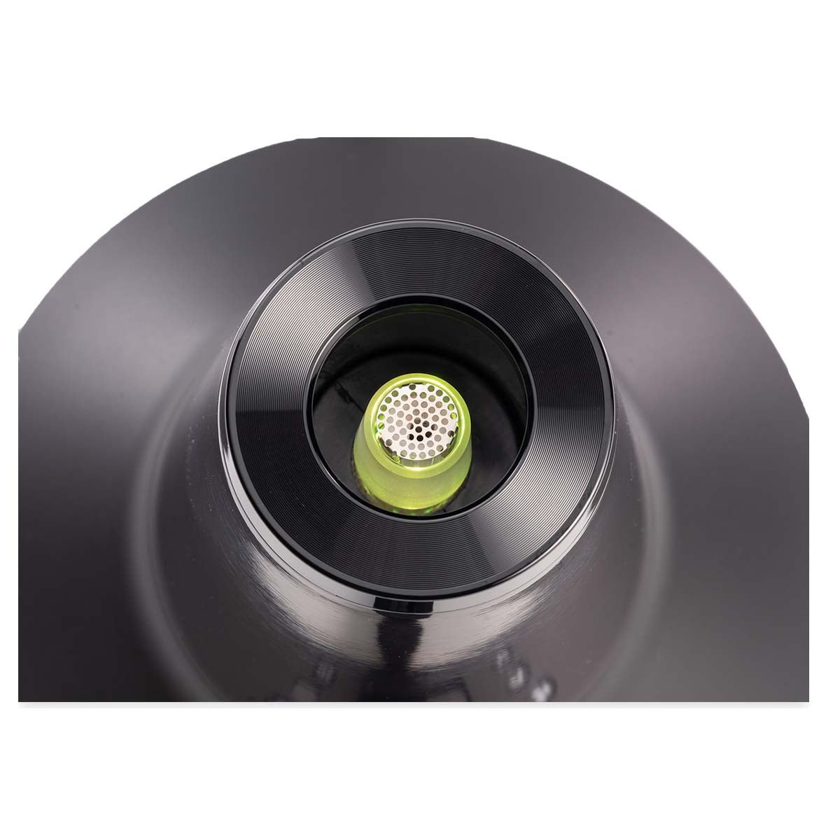 xq2 vaporizer by arizer top view.jpg